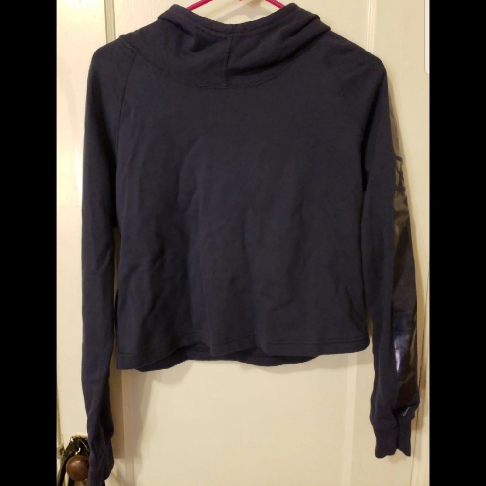 Converse Cropped Hoodie